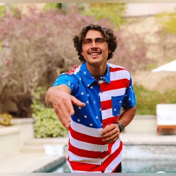 Tipsy Elves American flag button down sz XL - Picture 3 of 12